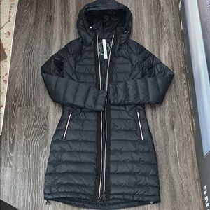 Lululemon Dark Charcoal Insulated Jacket, size 4